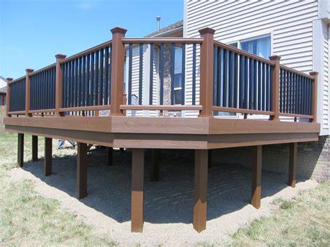 From Design to Installation: The Role of a Balcony Decking Builder